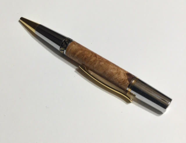 Classic Maple & Gold Pen